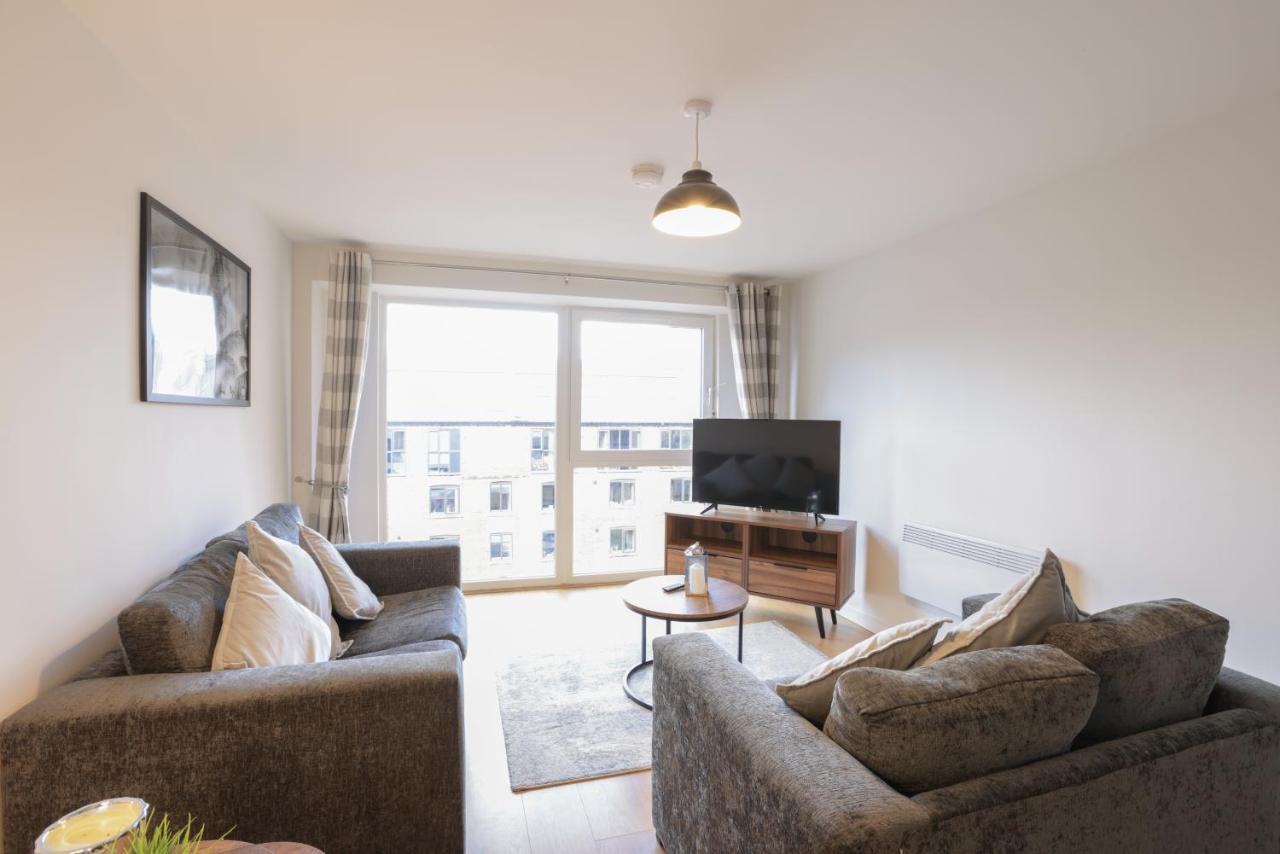 Southbank Leeds Apartment. New! With Free Parking Luaran gambar